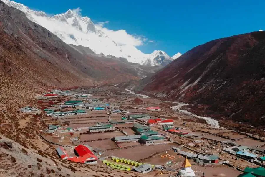 Terrain and Elevation of Everest Base Camp Trek